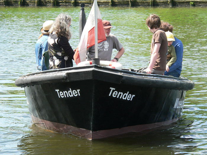 Festmacherboot Tender
